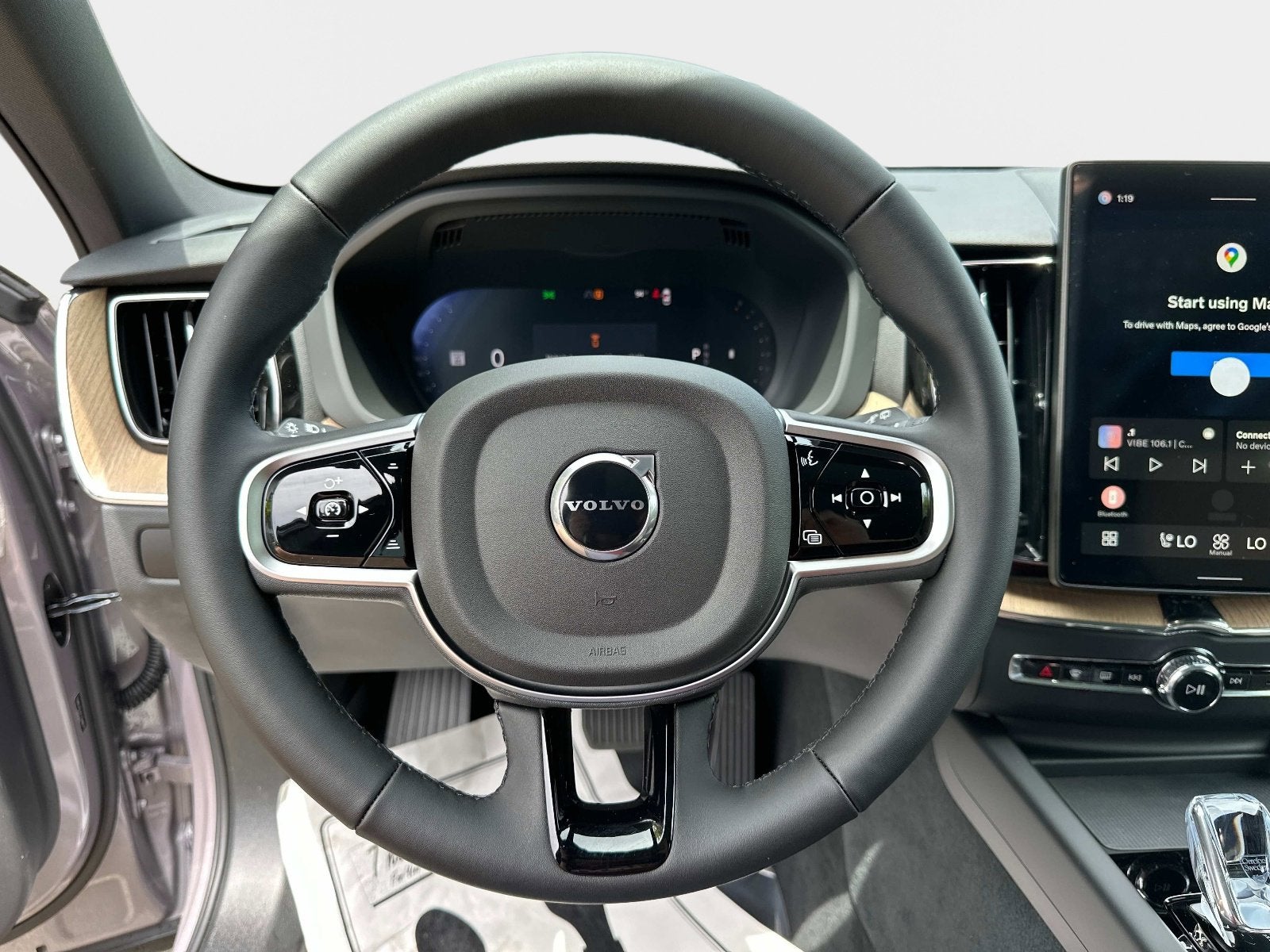 2026 Volvo XC60 Core