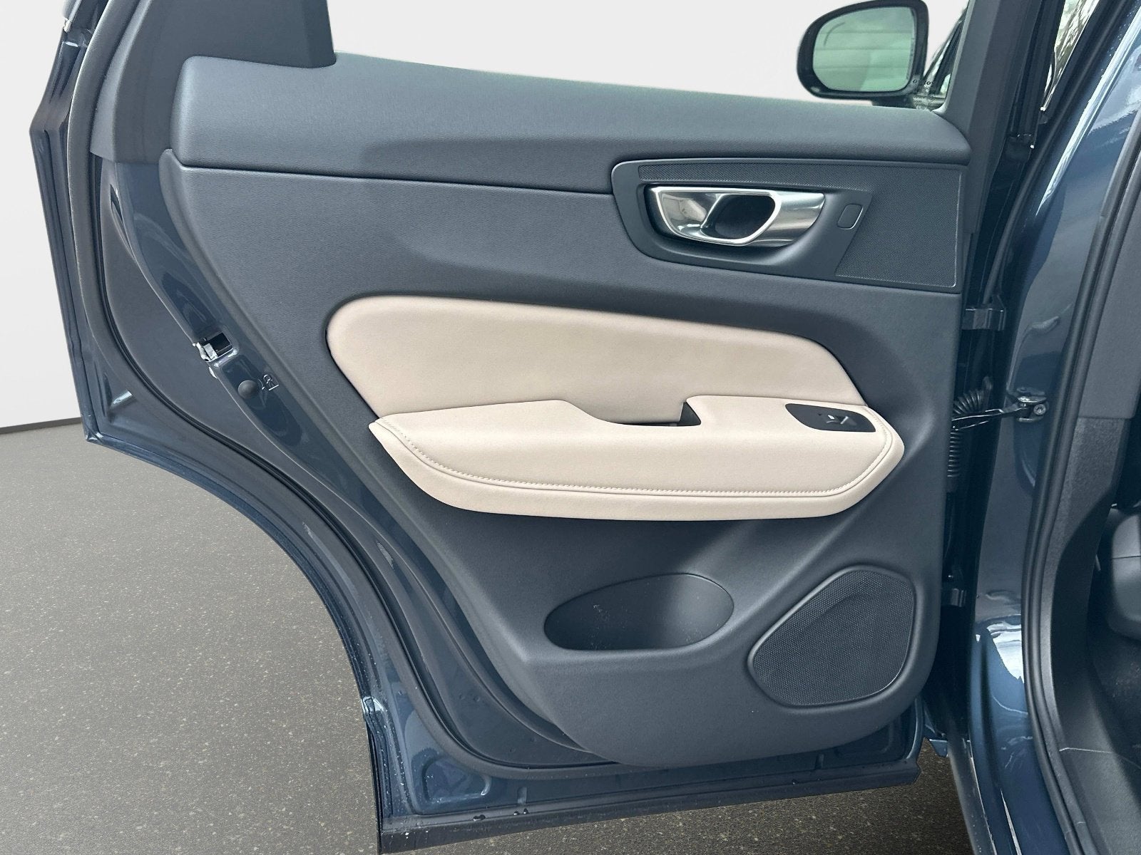 2026 Volvo XC60 Core