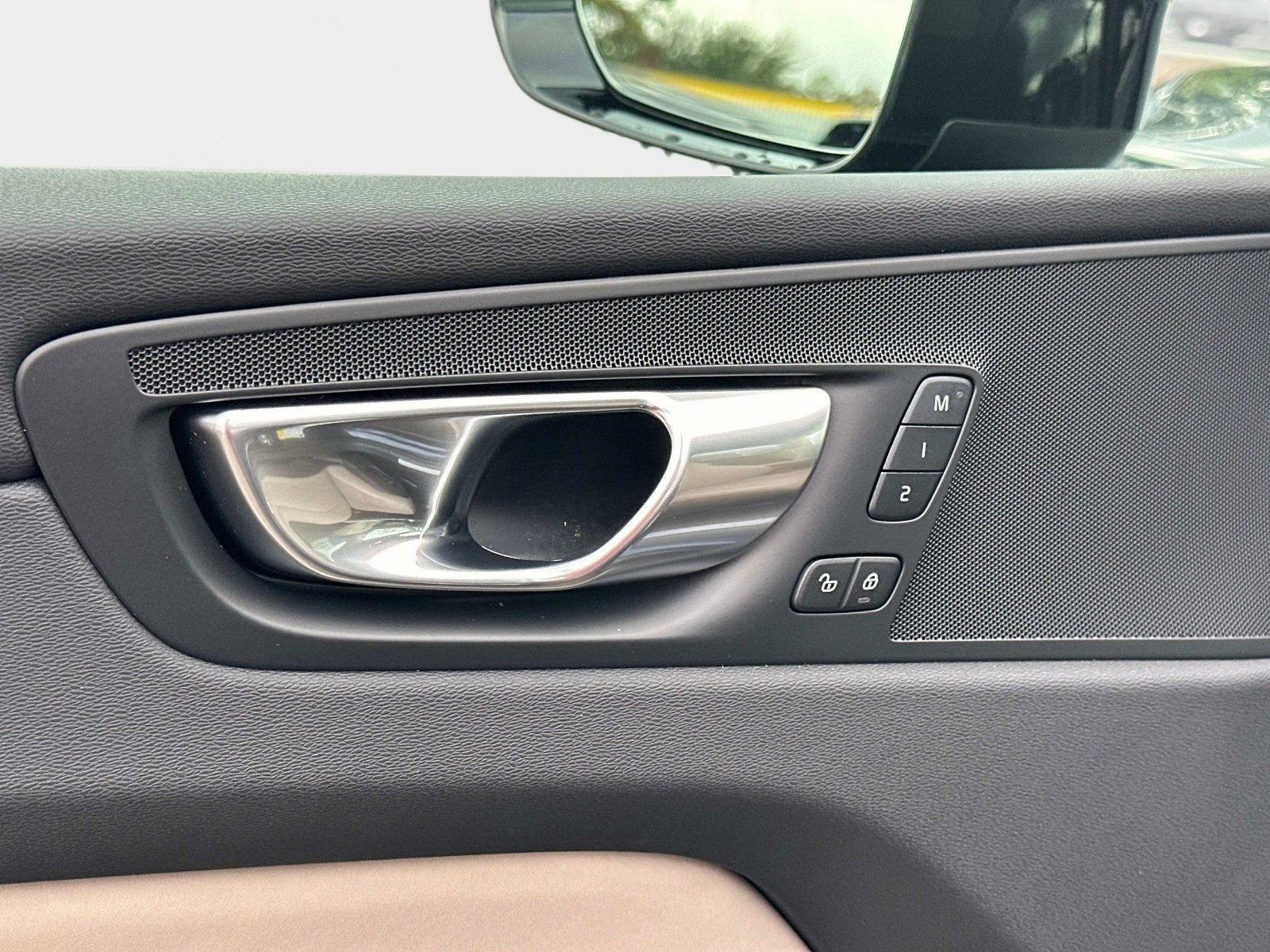 2026 Volvo XC60 Core