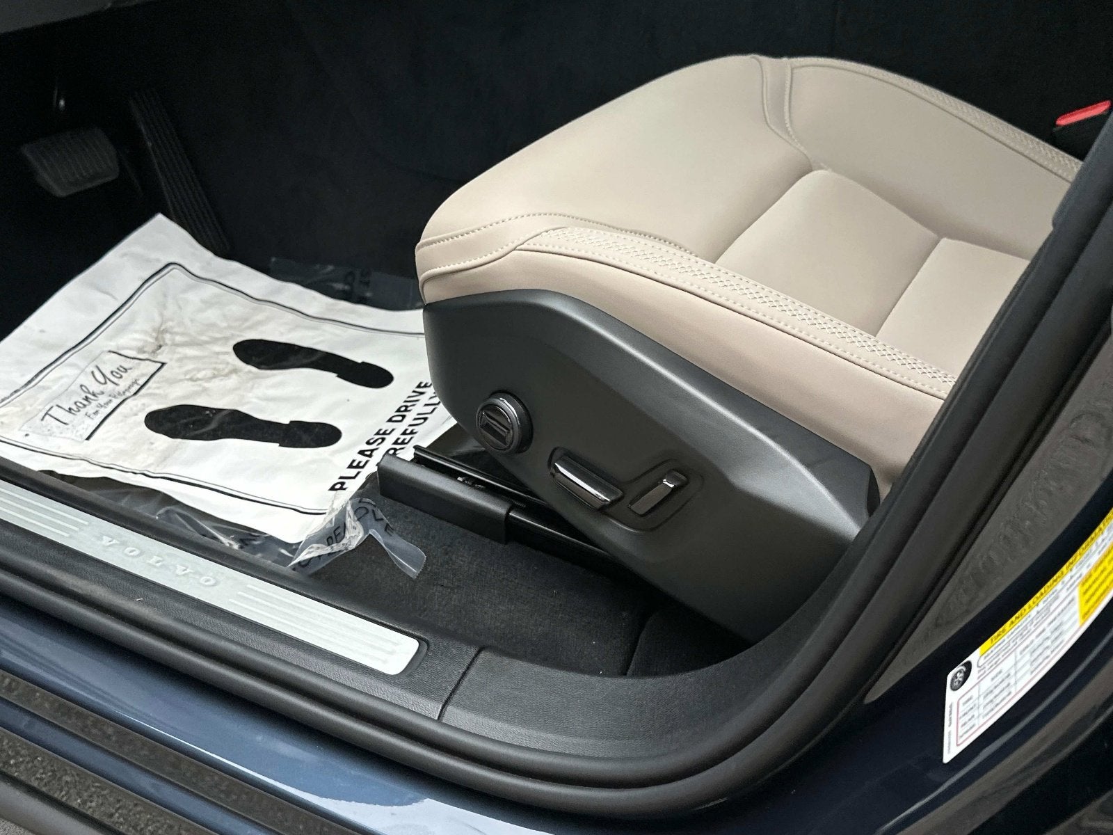 2026 Volvo XC60 Core