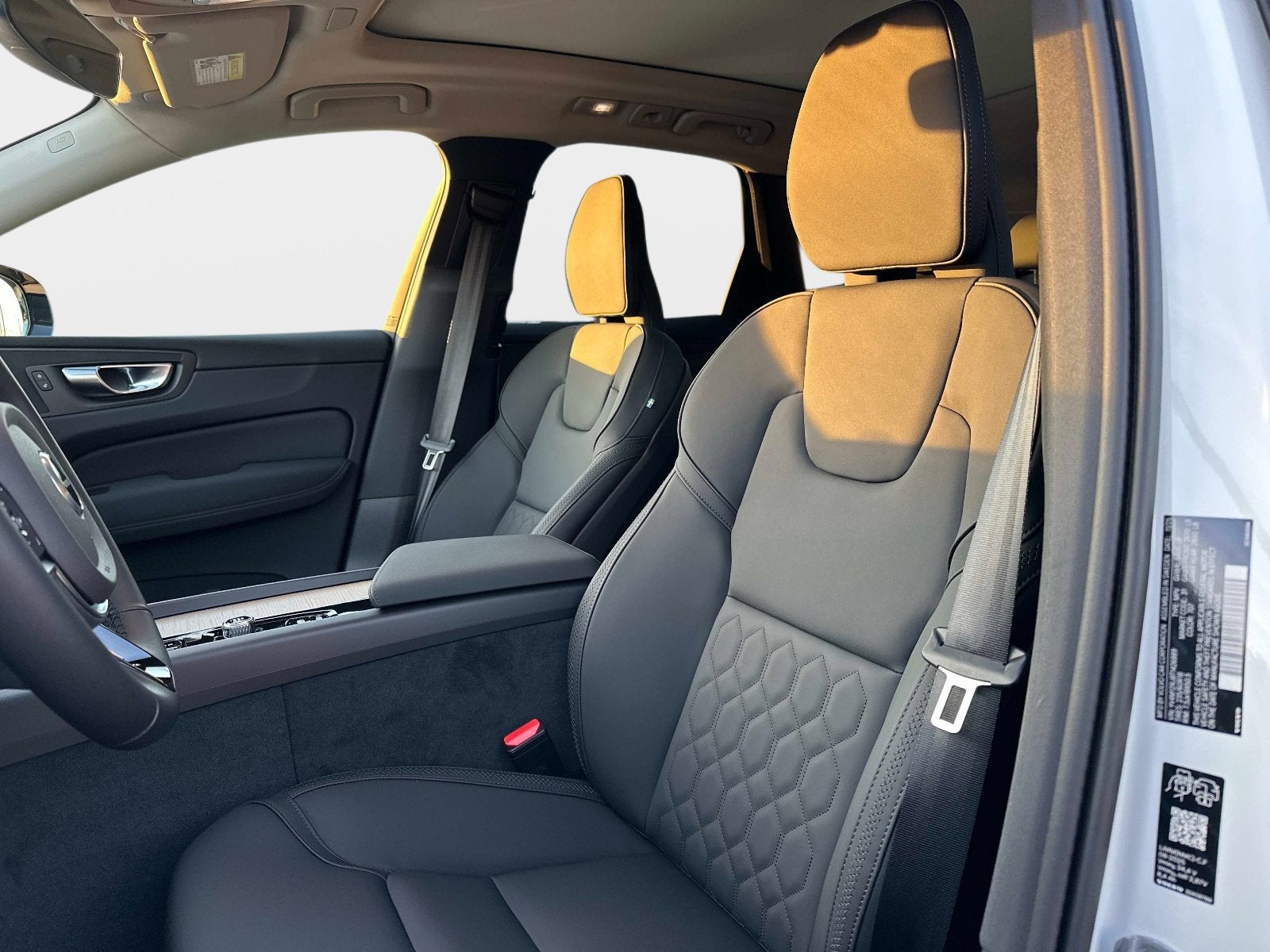 2026 Volvo XC60 Core