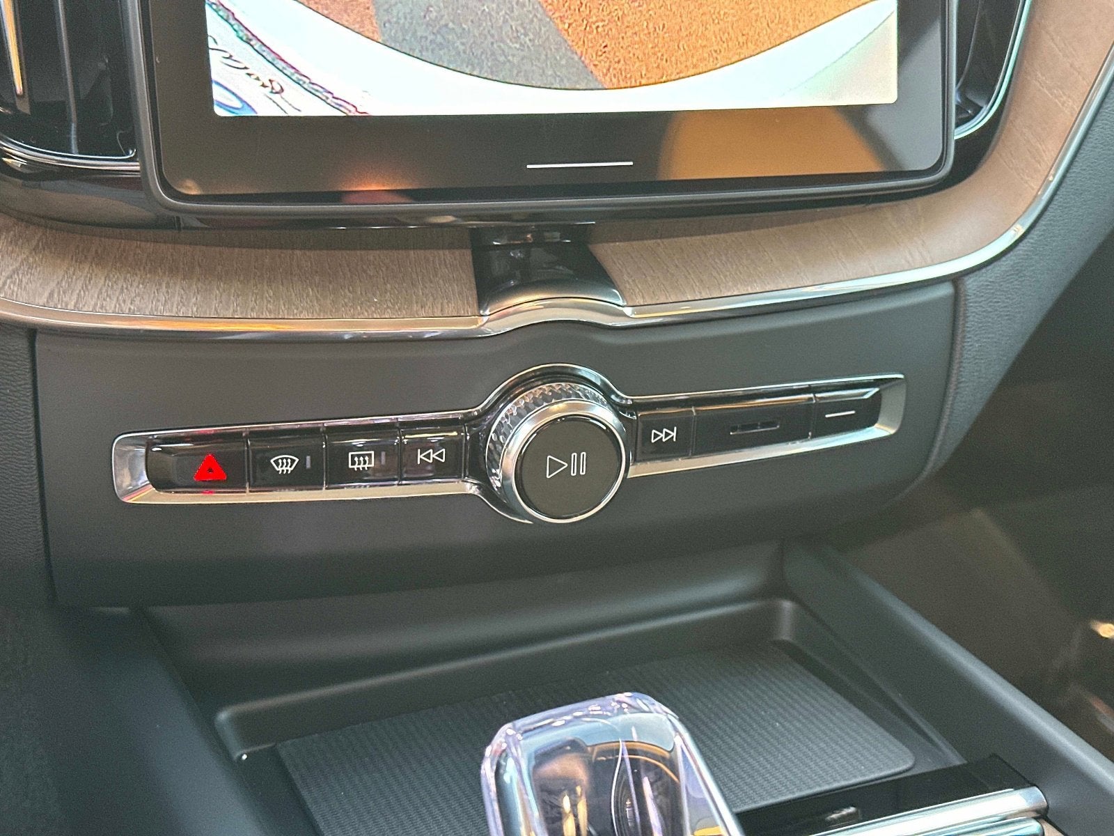 2026 Volvo XC60 Core