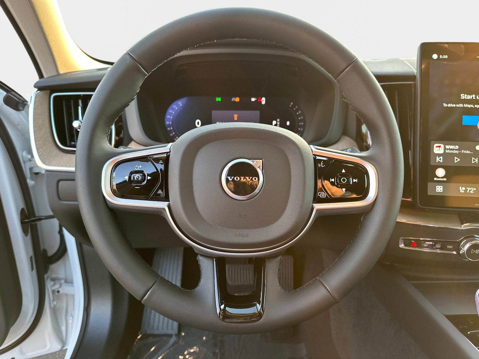 2026 Volvo XC60 Core