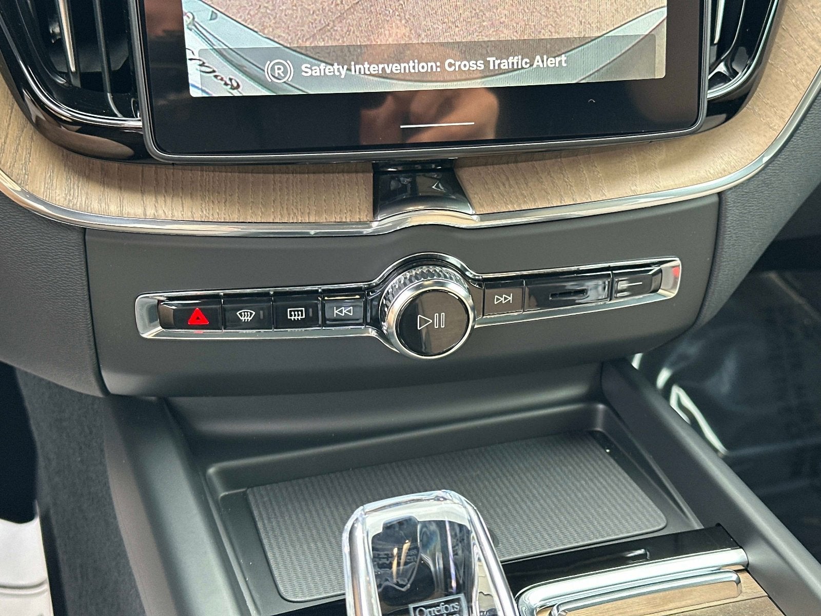 2026 Volvo XC60 Core