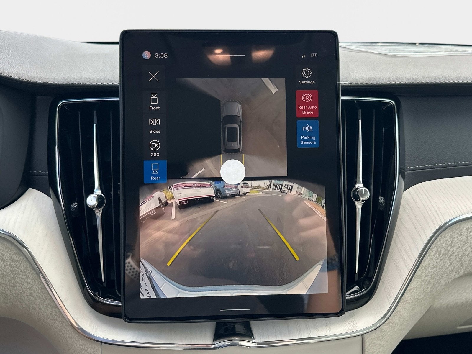 2026 Volvo XC60 Ultra