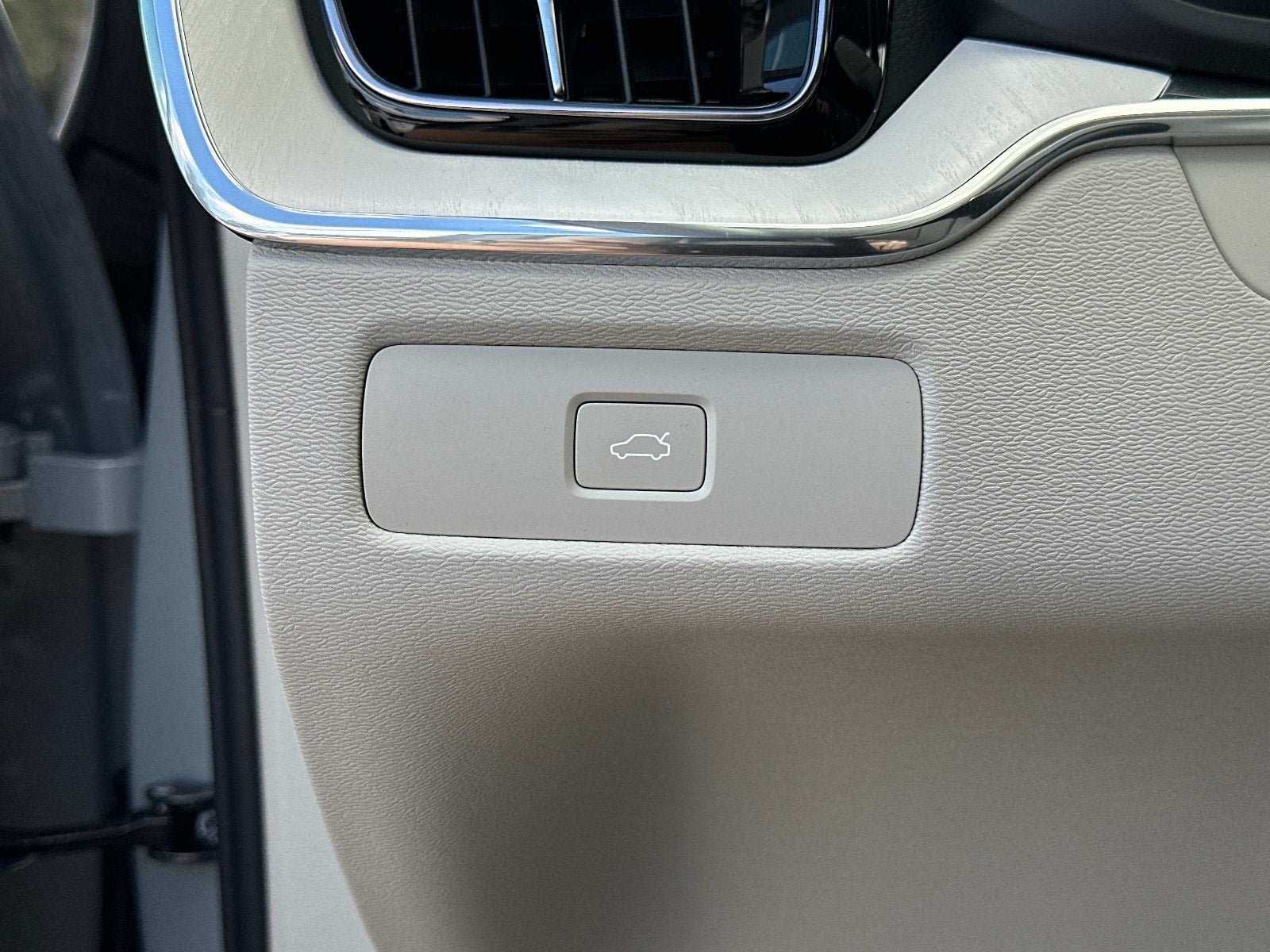 2026 Volvo XC60 Ultra