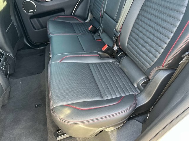 2023 Land Rover Discovery Sport SE R-Dynamic