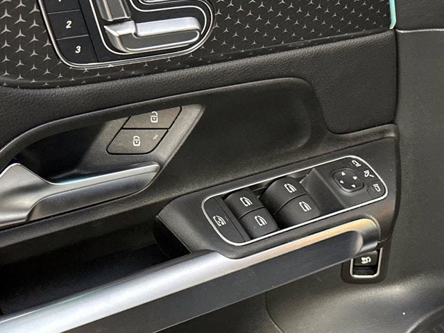 2025 Mercedes-Benz GLB GLB 250