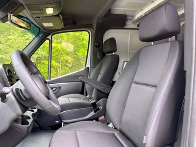 2025 Mercedes-Benz Sprinter Cargo Van 2500 High Roof I4 Diesel 170" RWD