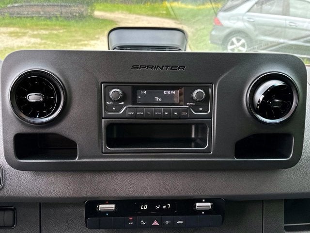 2025 Mercedes-Benz Sprinter Cargo Van 2500 Standard Roof I4 Diesel HO 144" RWD