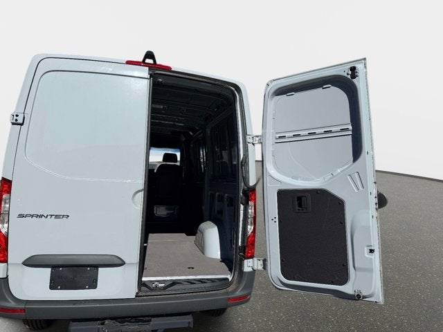 2024 Mercedes-Benz Sprinter Cargo Van Cargo 144 WB
