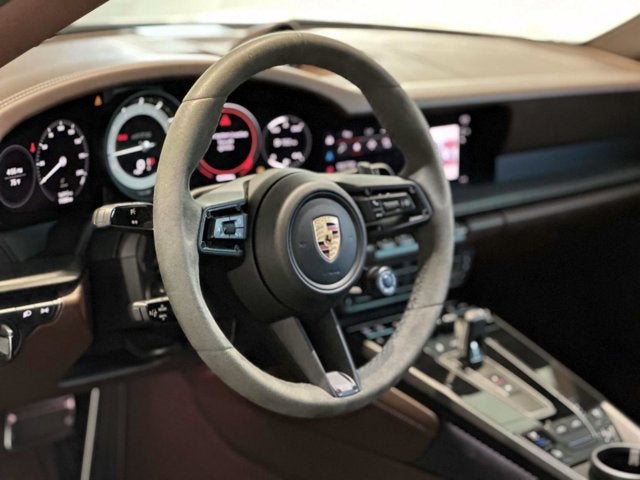 2023 Porsche 911 4 GTS