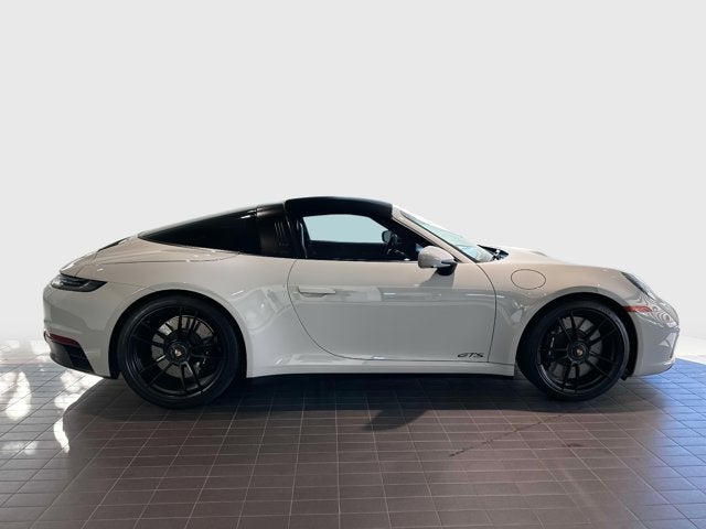 2023 Porsche 911 4 GTS