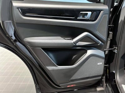 2022 Porsche Cayenne Base