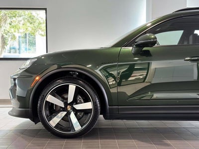 2024 Porsche Macan Electric 4