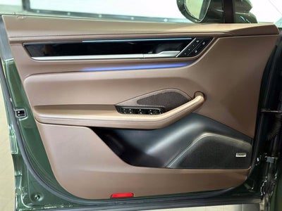 2024 Porsche Macan Electric 4