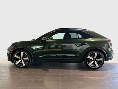 2024 Porsche Macan Electric 4