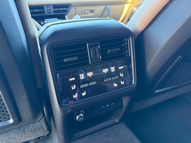 2025 Porsche Cayenne Base