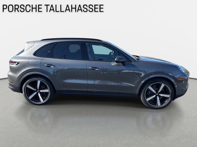 2025 Porsche Cayenne Base