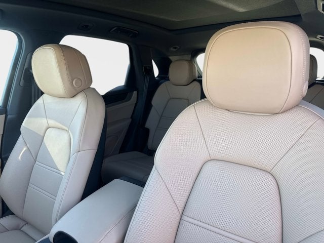 2026 Porsche Cayenne Base